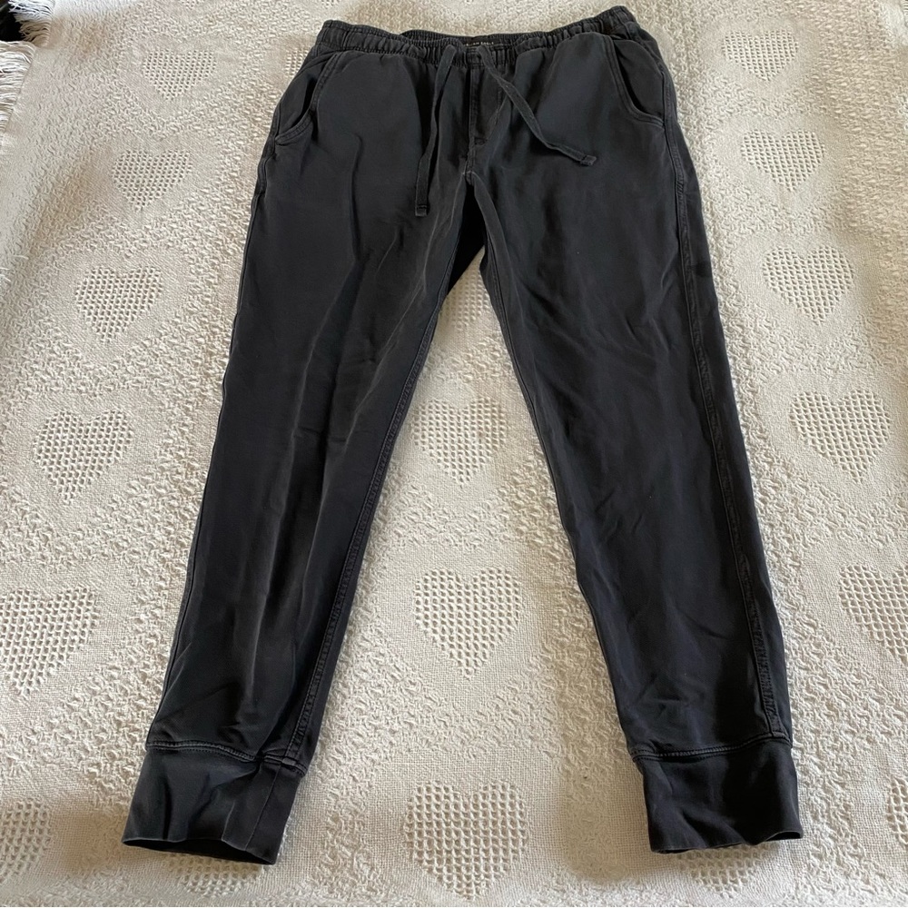 American Eagle Black Joggers (M)